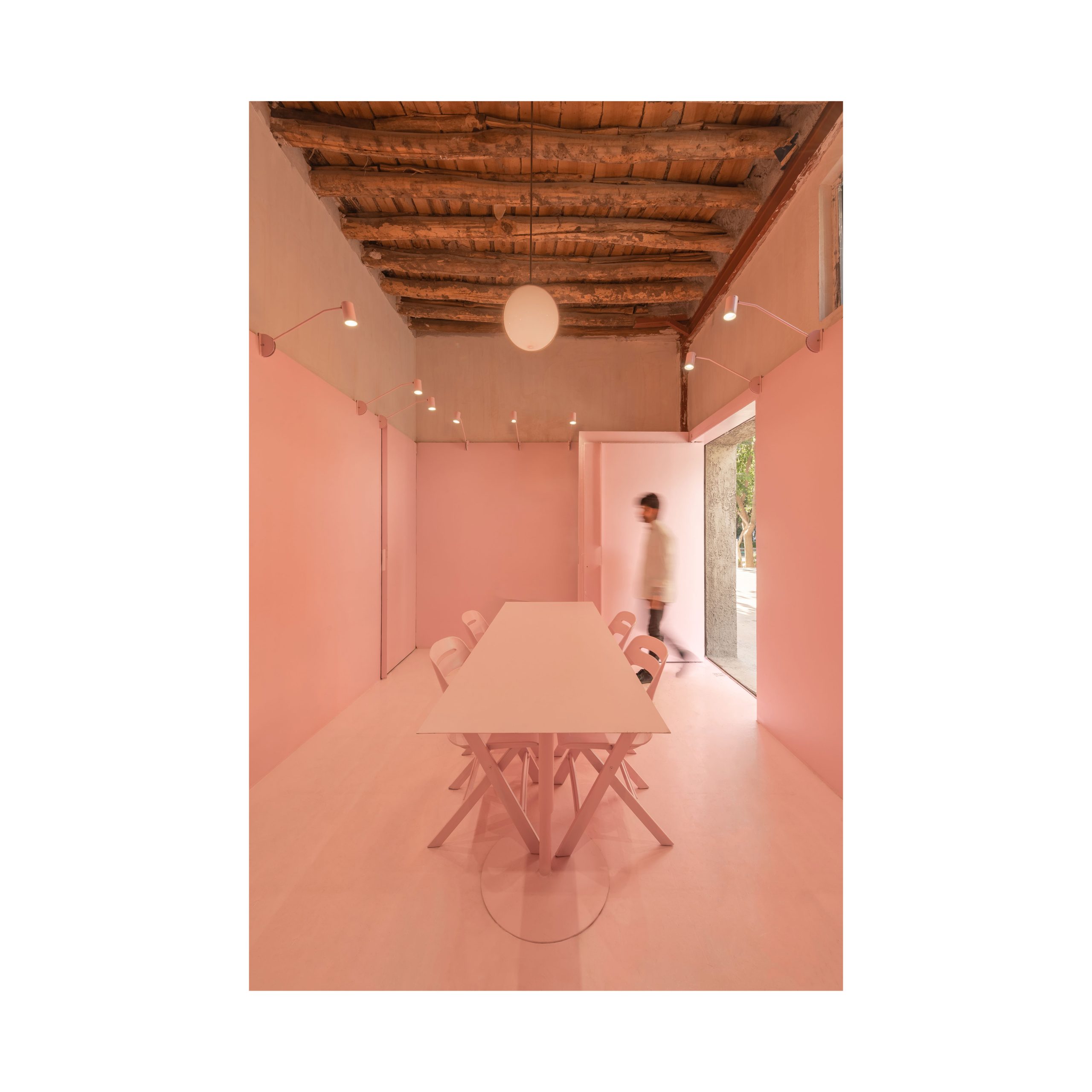 Pink040